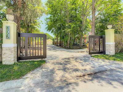 4725 71st St N St. Petersburg, FL 33709