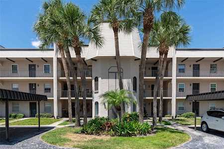 8693 Bardmoor Blvd #304B Seminole, FL 33777