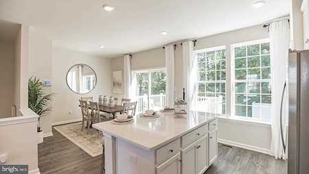25 Stanton Rd Mount Holly, NJ 08060
