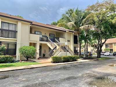 Address Withheld Deerfield Beach, FL 33442
