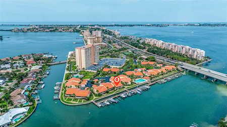 4750 Brittany Dr S #124 St. Petersburg, FL 33715
