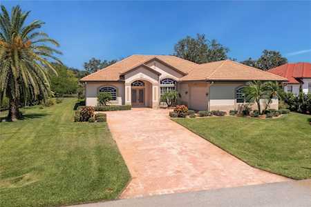 713 Armada Road N Venice, FL 34285