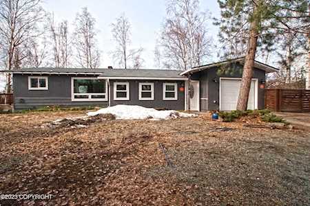 17047 Monte Rd Eagle River, AK 99577