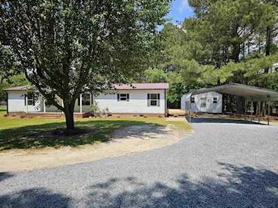 1160 Tarheel Road Benson, NC 27504