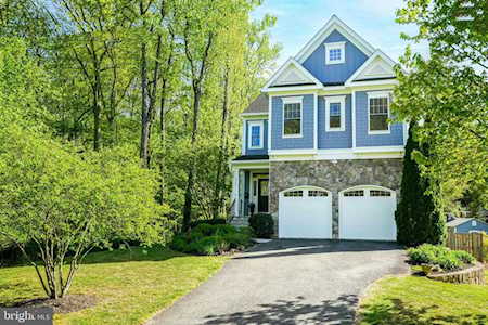 8022 Fairfax Rd Alexandria, VA 22308