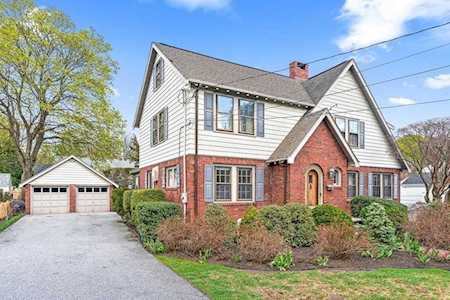 61 Oxford Street Winchester, MA 01890