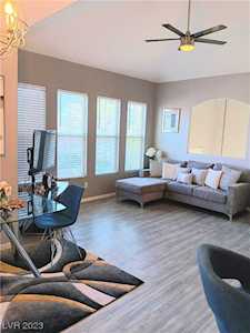 10550 W Alexander Rd #2215 Las Vegas, NV 89129