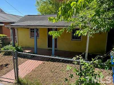 1606 Oakwood Avenue Raleigh, NC 27610