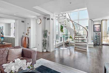 1 Nassau Street #PH2203 Boston, MA 02111