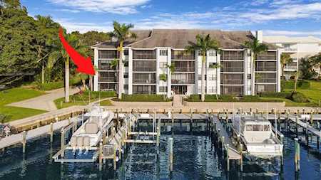 525 N Bay Colony Drive Juno Beach, FL 33408