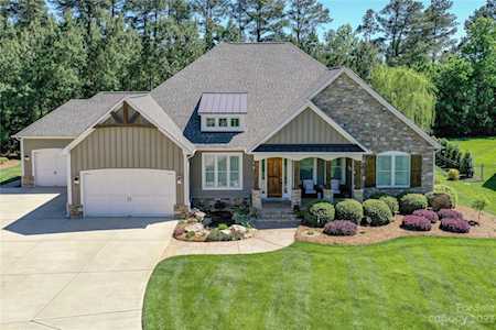100 Farm Knoll Way Mooresville, NC 28117