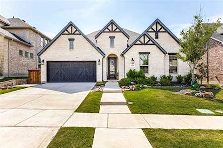 2428 Redbridge Lane McKinney, TX 75071