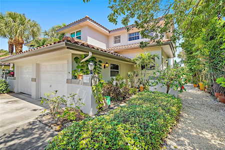 903 Pinellas Bayway S #108 Tierra Verde, FL 33715