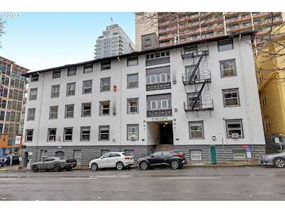 1104 SW Columbia ST #104 Portland, OR 97201