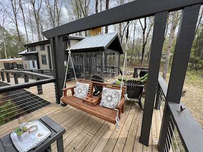 255 Waters Edge Way Tracy City, TN 37387