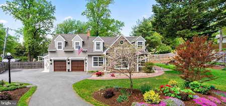 718 Mount Alban Dr Annapolis, MD 21409