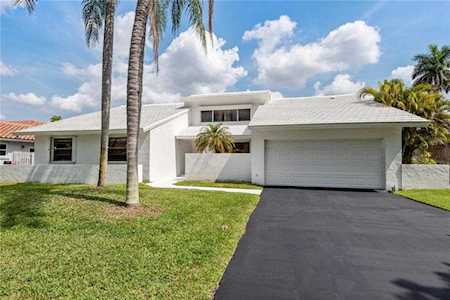 9761 NW 10th St Plantation, FL 33322