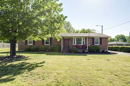 4004 Kings Cir Nashville, TN 37218