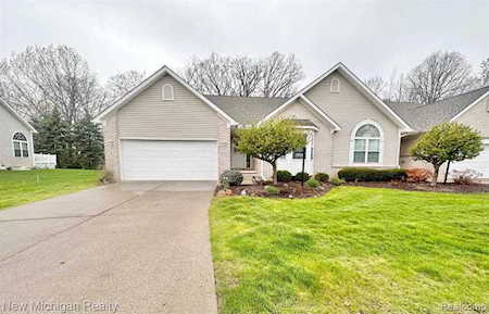 5128 Sandalwood Circle Grand Blanc Twp, MI 48439