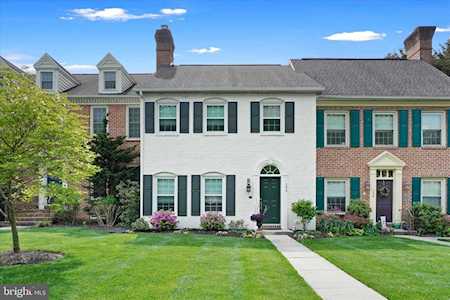 204 Allendale Rd Mechanicsburg, PA 17055