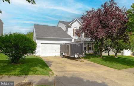 7915 Monarch St White Plains, MD 20695