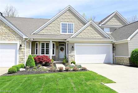 29465 Hummingbird Circle #53 Westlake, OH 44145