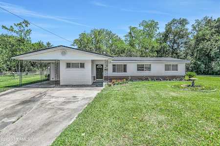 2023 Betsy DR Jacksonville, FL 32210