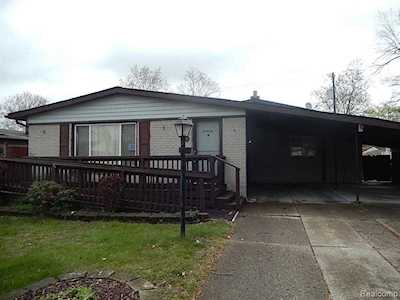 757 Darwin St Westland, MI 48186