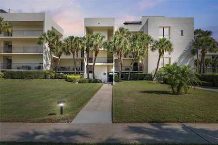 50 Coe Rd #111 Belleair, FL 33756
