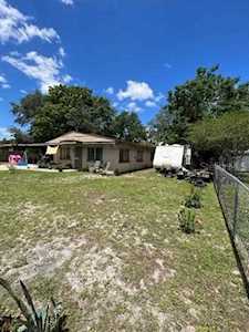 103 5th Jpv St #JPV Winter Haven, FL 33880