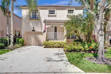 1269 NW 110th Ave Plantation, FL 33322
