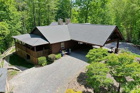 2020 Christa Trl Walland, TN 37886