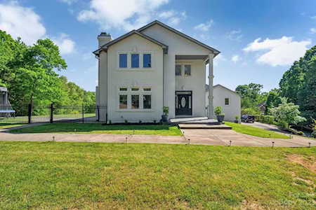 3613 Providence Plantation Ln Charlotte, NC 28270