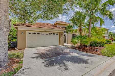 2056 Bonisle Circle Riviera Beach, FL 33418
