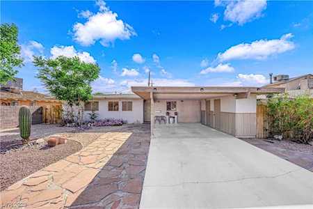 2005 Juana Vista St Las Vegas, NV 89102