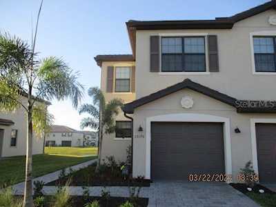 15176 Sunny Day Dr Lakewood Ranch, FL 34211