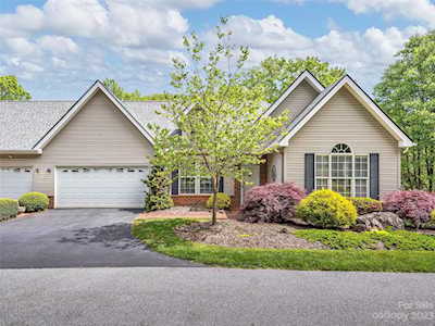 113 Hibiscus Ln Asheville, NC 28803