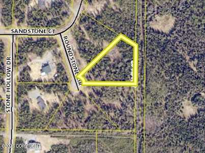 L15B1 Roundstone Circle Soldotna, AK 99672
