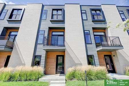 2204 S 64 Ave Omaha, NE 68106
