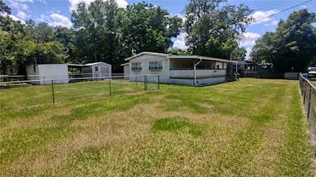 1407 Northwood Dr Seffner, FL 33584