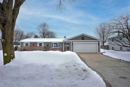 550 Rolling Green Dr Green Bay, City of Green Bay, WI 54313-5143
