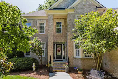 5807 Legacy Circle Charlotte, NC 28277