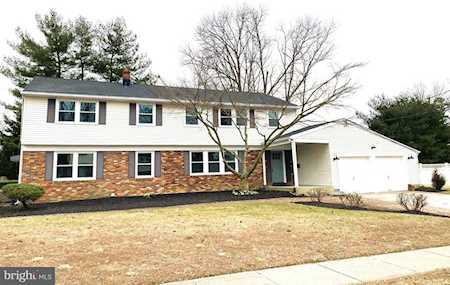 1121 Livingston Turnersville, NJ 08012