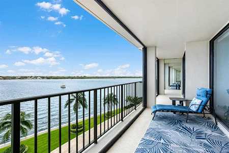 132 Lakeshore #619 North Palm Beach, FL 33408