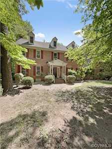 600 Rivers Bend Circle Chester, VA 23836