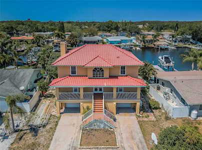 341 Crosswinds Dr Palm Harbor, FL 34683