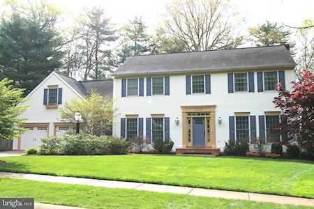 2274 Oak Leaf Dr State College, PA 16803