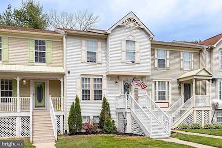 26 Wagon Wheel Dr Sicklerville, NJ 08081