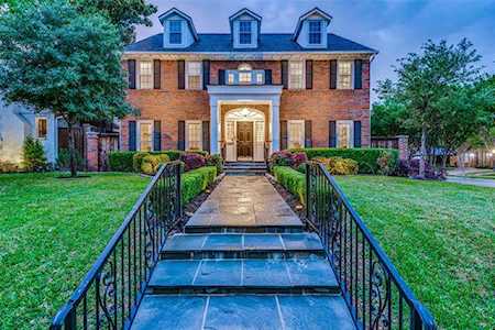 3100 Saint Johns Drive Highland Park, TX 75205
