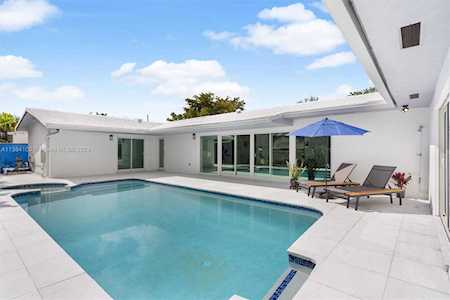 12035 NE 5th Ave Biscayne Park, FL 33161